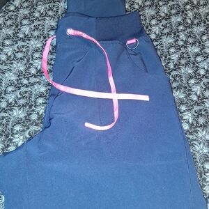Medcouture Jogger Scrubs BLUE With Pink Accent. 20$